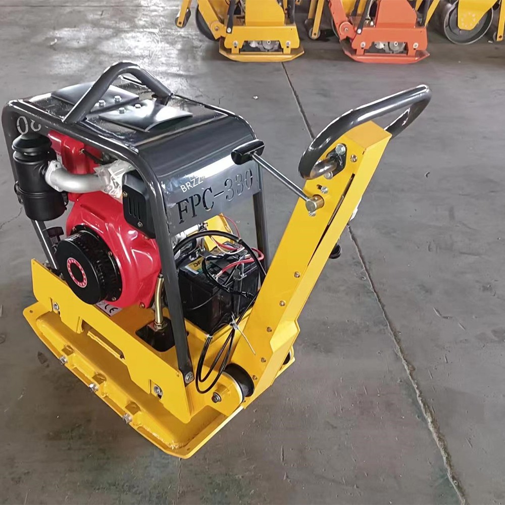 China FPC330 modern diesel engine plate compactor