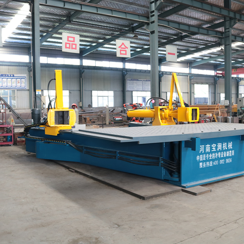 Stretch forming machine